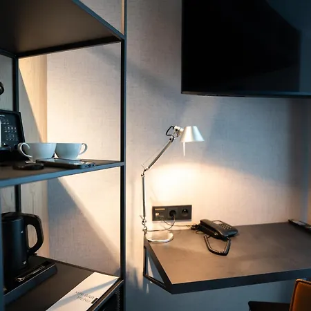 호텔 Q 플러스 4*