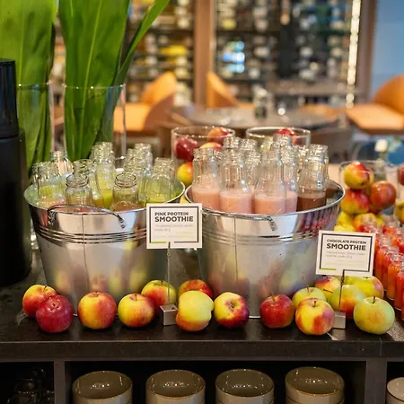 Q Hotel 4*